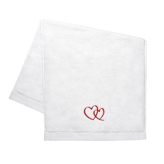 Serviette pour le visage brodée de cœurs