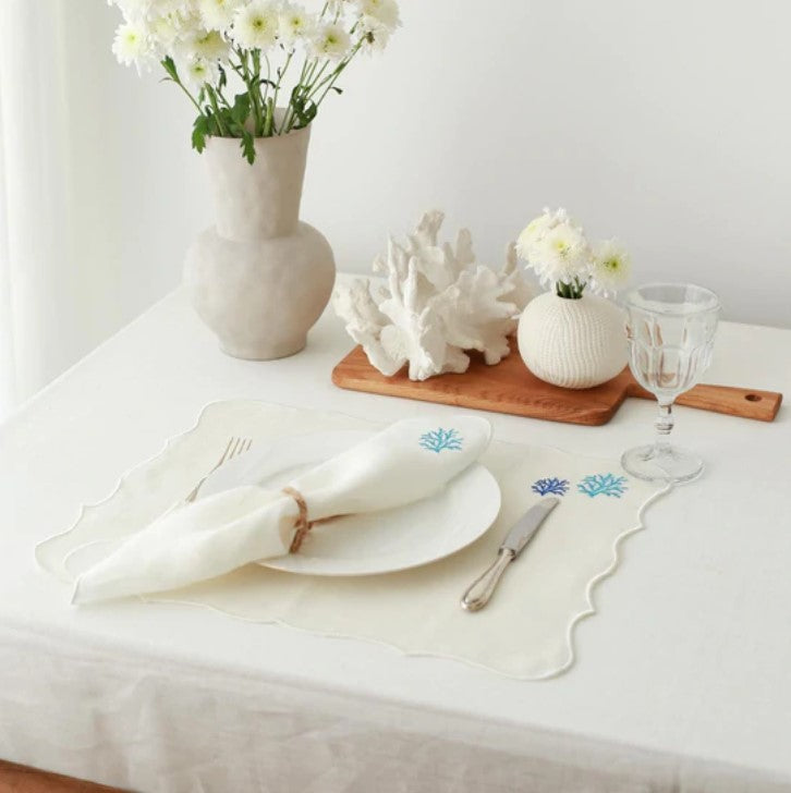 Serviette + Set de table en lin brodé mouette Corail turquoise (40 x 40) cm